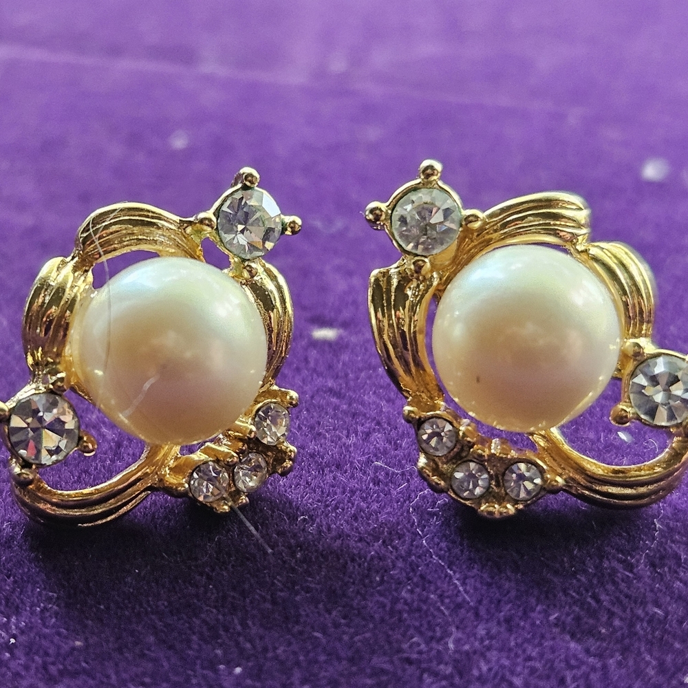 Gold tone earrings with faux pearl and rhinestones